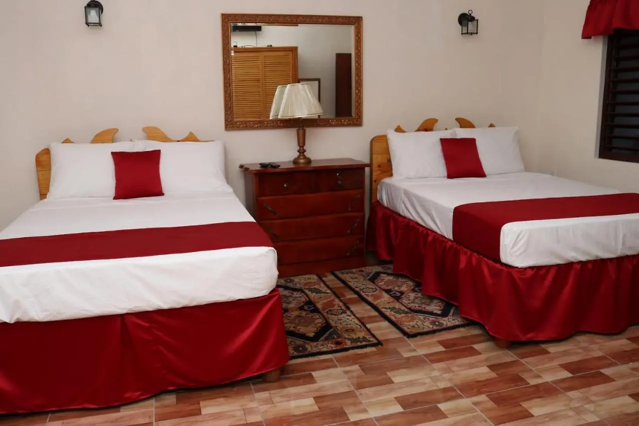 Eliwes Villa Treasure Beach 0*,