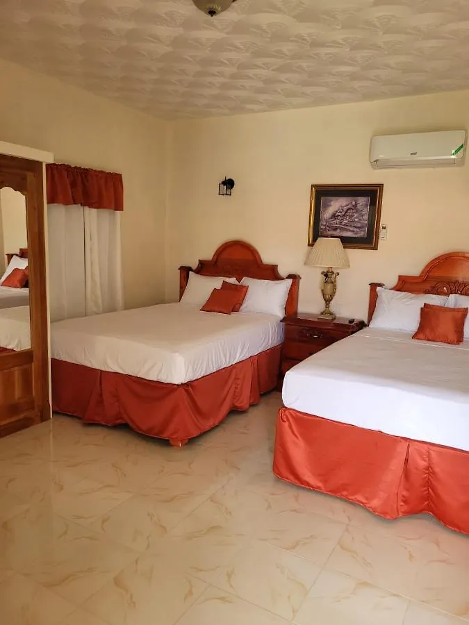 Eliwes Villa Treasure Beach